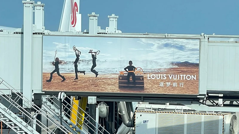 Louis Vuitton Airport Advertisement